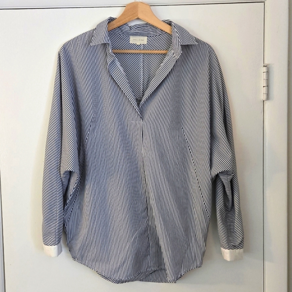 MelloDay Oversized Button Back Blue Stripe Shirt Size S